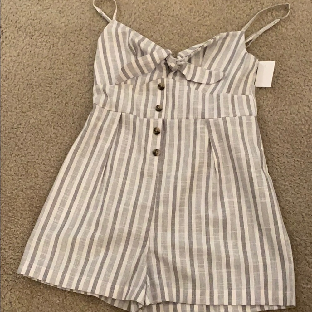 Tie romper